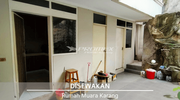 Gambar 2 Rumah Pinggir Jalan Muara Karang, Jakarta Utara