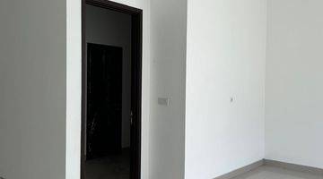 Gambar 5 Jarang Ada, Rumah Mewah 200m2 Cluster Manhattan Pik 2