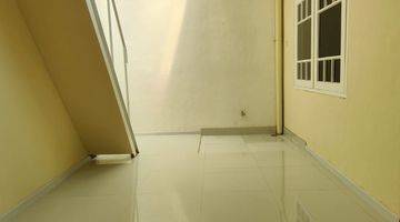 Gambar 3 Rumah Citra Garden 2 Di Sewa Lt 90m2 Jakarta Barat