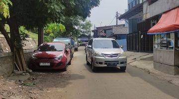 Gambar 3 Rumah Baru Di Bintara Ada Carport Selangkah Ke Stasiun Dan Jalur Angkot