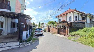 Gambar 1 Rumah 2 lantai dengan Private Pool dan Gazebo posisi hook ditengah kota Denpasar Hunian berkelas harga terjangkau.