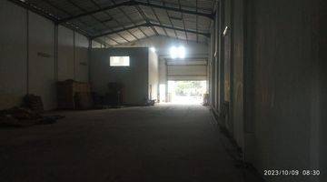 Gambar 3 Warehouse siap pakai di Taman Tekno BSD 