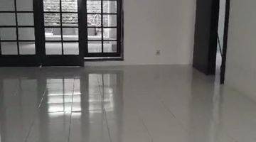 Gambar 4 Dijual Rumah Cantik Harga Menarik Di Bintaro Sektor 3