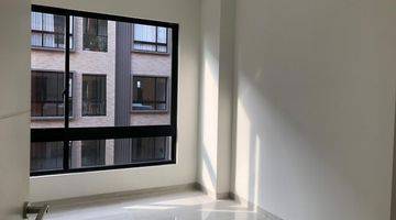 Gambar 4 Disewakan Apartemen Lloyd 2 Bedroom Semi Furnished View Signature