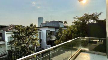 Gambar 5 Rumah Super Mewah 4 Lt Rooftop View SCBD Jakarta - Selatan       