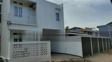 Gambar 1 For Sale Rumah 2 Lantai Terawat Siap Huni Dalam Cluster