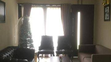 Gambar 2 Dijual Rumah 2 Lantai di Patio Verde 1 Cigadung Dago Bandung