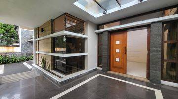 Gambar 1 Rumah Mewah Semi Furnished Di Batununggal, Bandung