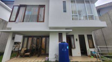 Gambar 1 Rumah bagus semi furnished di resor dago pakar 