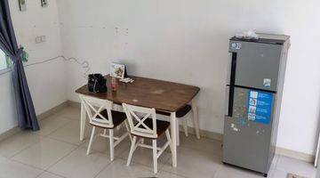 Gambar 4 Rumah 2 Lantai Semi Furnished Bagus