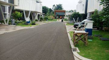 Gambar 2 disewa Rumah cluster Rossini Summarecon Serpong