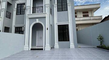 Gambar 1 Villa Modern Panca Karya Dekat Dengan Gerbang Masuk Tol Amplas