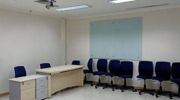 Gambar 5 L’AVENUE OFFICE BUILDING SEMI FURNISH GOOD LOCATION 