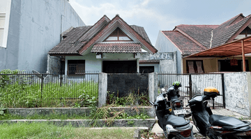 Gambar 1 Rumah Hitung Tanah Di Dalam Komplek Bsd Giri Loka, Tangerang Selatan