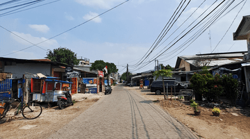 Gambar 4 Ruang Usaha Atau Rumah Hitung Tanah Di Perempatan Jalan Utama Sukasari, Kota Tangerang 