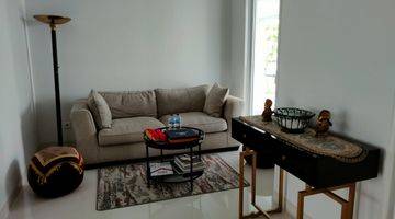 Gambar 4 Pasadena Full Furnished 4KT Hadap Selatan Mewah Rapi Siap Huni Gading Serpong