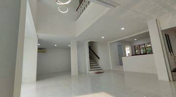 Gambar 2 Rumah 2 Lantai Luas Dan Mewah Full Furnished Shm Di Cluster Kusuma Dwipa Citra Raya