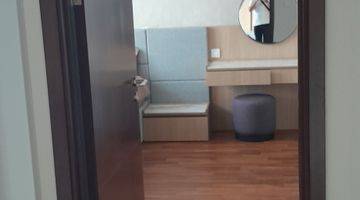 Gambar 4 Apartemen 2 Kamar Tidur Furnished Casa Grande Phase 2 belum pernah tersewa