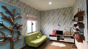 Gambar 2 Rumah 3 Lantai Casa Jardin Rapih Full Furnished Siap Huni