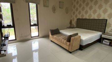 Gambar 3 Rumah 3 Lantai Casa Jardin Rapih Full Furnished Siap Huni