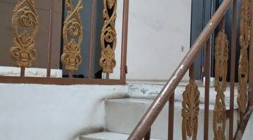 Gambar 4 Dijual Rumah 2 Lantai Di Sari Mekar Sarijadi 