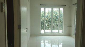 Gambar 2 Dijual Rumah Di Cluster Emerald View Bintaro