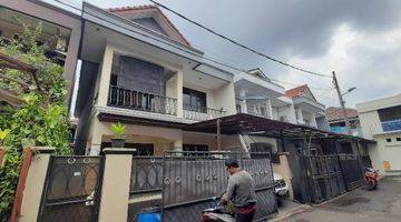 Gambar 2 Rumah 2 Lantai Bagus Dijual Melalui Lelang Swadarma Jaksel