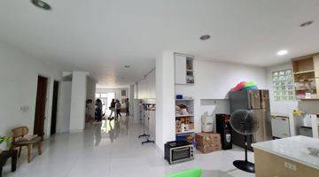 Gambar 5 Vila permata gading 4lantai, swimming pool, Gazebo, kolam ikan koi, 5kamar tidur utama, jalan besar, terang, shm, siap huni