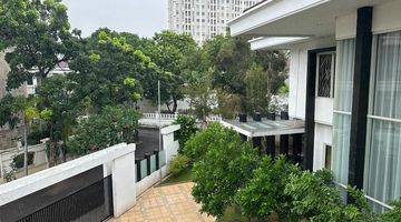 Gambar 3 Cluster Exclusive M Residence Sunter , 1490m, Swimming Pool