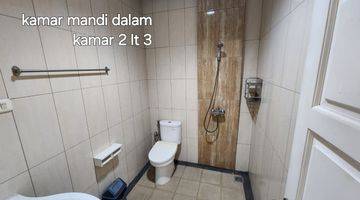 Gambar 2 Dijual Rumah 3 Lantai Bagus Semi Furnished