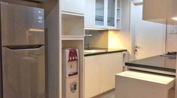 Gambar 2 Disewakan Apartment 3BR Casa Grande Residence Bagus Furnished