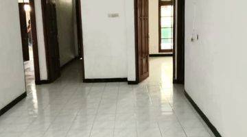 Gambar 2 Dijual rumah kost tengah kota, di Bratang, pucang Surabaya Timur