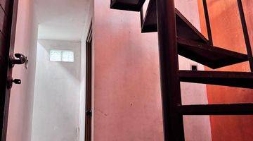 Gambar 3 Rumah Minimalis Siap Huni Dalam Komplek Margacinta Semi Furnished 