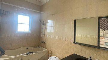 Gambar 3 Rumah 2 Lantai Bagus Furnished HGB di Dutamas, Batam