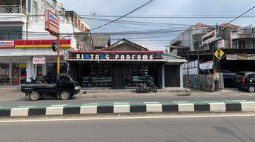 Gambar 1 Rumah bagus pinggir jalan di kota Serang