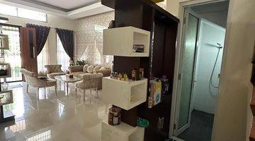 Gambar 5 Rumah 2 lantai full furnished di Pamoyanan Bogor