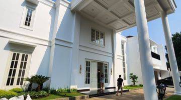 Gambar 2 LUXURIOUS MODERN CLASSIC HOUSE MENTENG