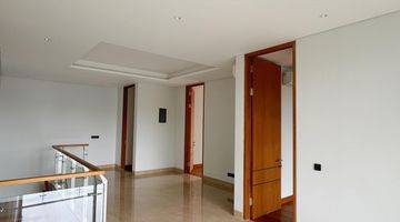 Gambar 3 Luxurious And Comfortable House Strategic Location In Kemang Area