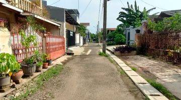 Gambar 2 Dijual Rumah 2 Lantai Lokasi Strategis di Jaka Sampurna Bekasi 