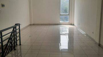 Gambar 1 Di Jual Ruko 2 lt 
Di Spring wood Forest Hill Tangerang 