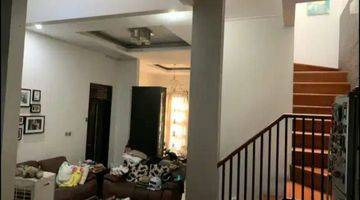 Gambar 3 Dijual Rumah Semi Furnished 2lantai Di Bintaro