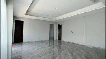 Gambar 2 Rumah 2 Lantai Baru SHM di Pakuwon City Villa Westwoood