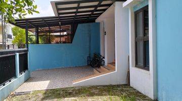 Gambar 5 Rumah Bagus Semi Furnished Sertifikat Hak Milik di Sektor 6 