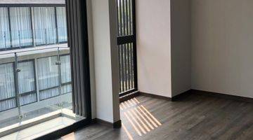 Gambar 1 Dijual Townhouse Cantik 3Lantai Di Lebak Bulus Jakarta Selatan