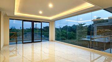 Gambar 3 Rumah 3 Lantai Bagus Unfurnished SHM di Kemang, Jakarta Selatan