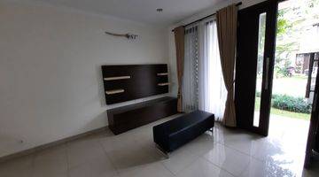 Gambar 5 Disewkan Rumah Chyntia SUMMARECON bandung Semi Furnish