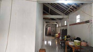 Gambar 5 Dijual Rumah Cocok Untuk Kost Kost An . Di Sayap Gatot Subroto Bandung 2 Lantai