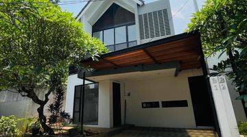 Gambar 4 Brand New Modern Tropical Dalam Townhouse Kemang 