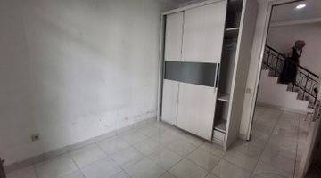 Gambar 5 Rumah 2 Lantai Di Pusat Cbd Lippo Karawaci