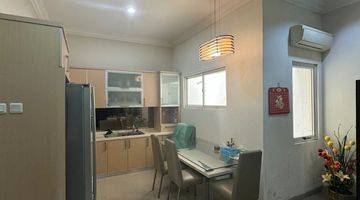 Gambar 4 Jual Sell Rumah 3 Lantai Furnished SHM Town House Emerald Pik